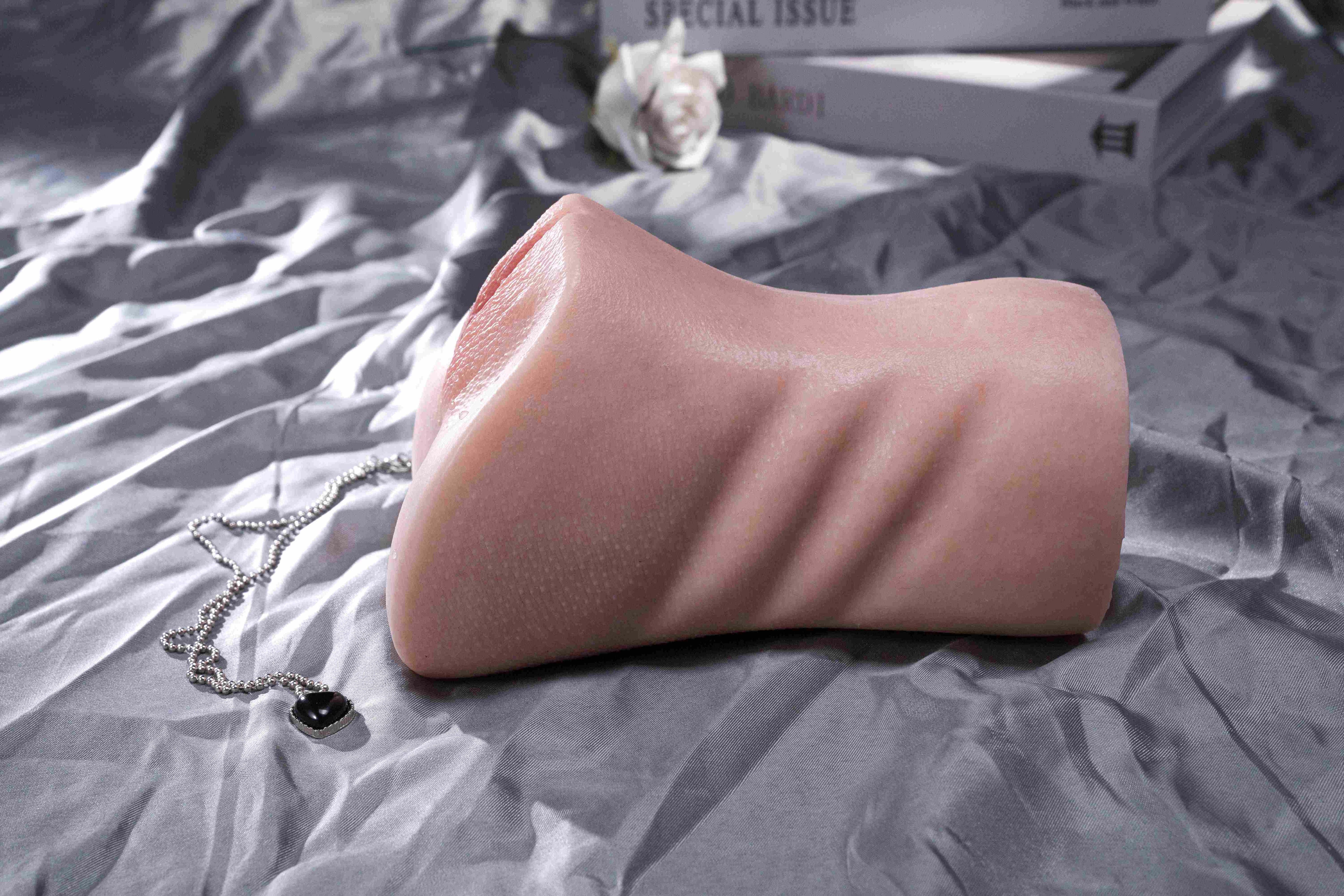 Kostenloser Versand | 1 kg / 2.2 lb medizinischer Silikon Handheld männlicher Masturbator — ultra-weiche realistische Hauttextur, reise- und haushaltsfreundlich