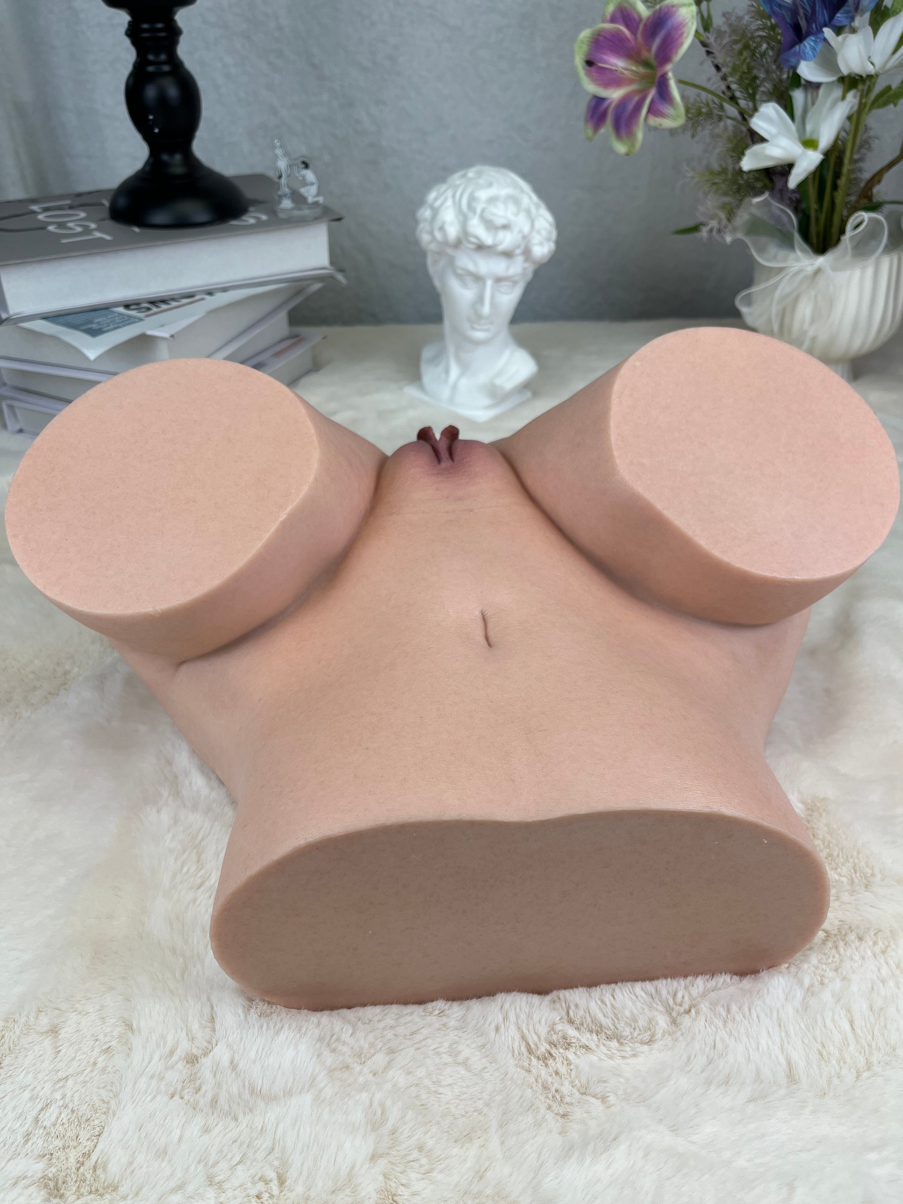 Free Shipping丨12kg/26.5lb 1:1 Molded Platinum Silicone Torso Model with Dual Channels – Ultra-Realistic Skin Texture & True-to-Life Proportions