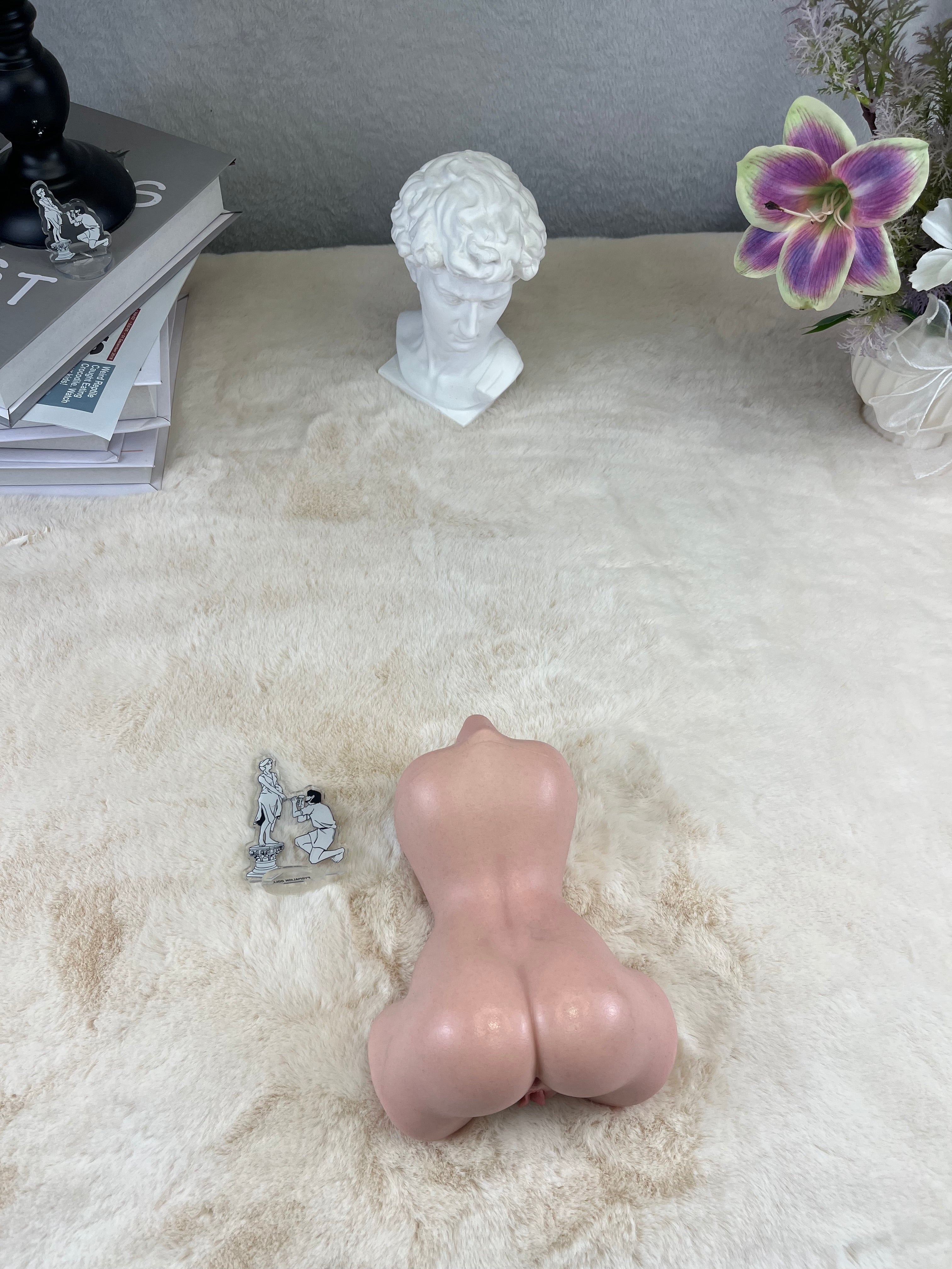 Free Shipping丨1.4kg/3.1lb Platinum Silicone Pocket Pleasure Device with Dual Openings – Ultra-Realistic Skin Texture, Compact & Discreet